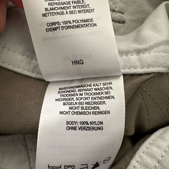 Mountain Hardware Womens Size 6 Convertible Pants Hiking Outdoor - Picture 14 of 14